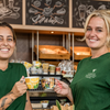 Amsterdamse bagelbazen Babette en Miriam openen tweede Bagels & Beans