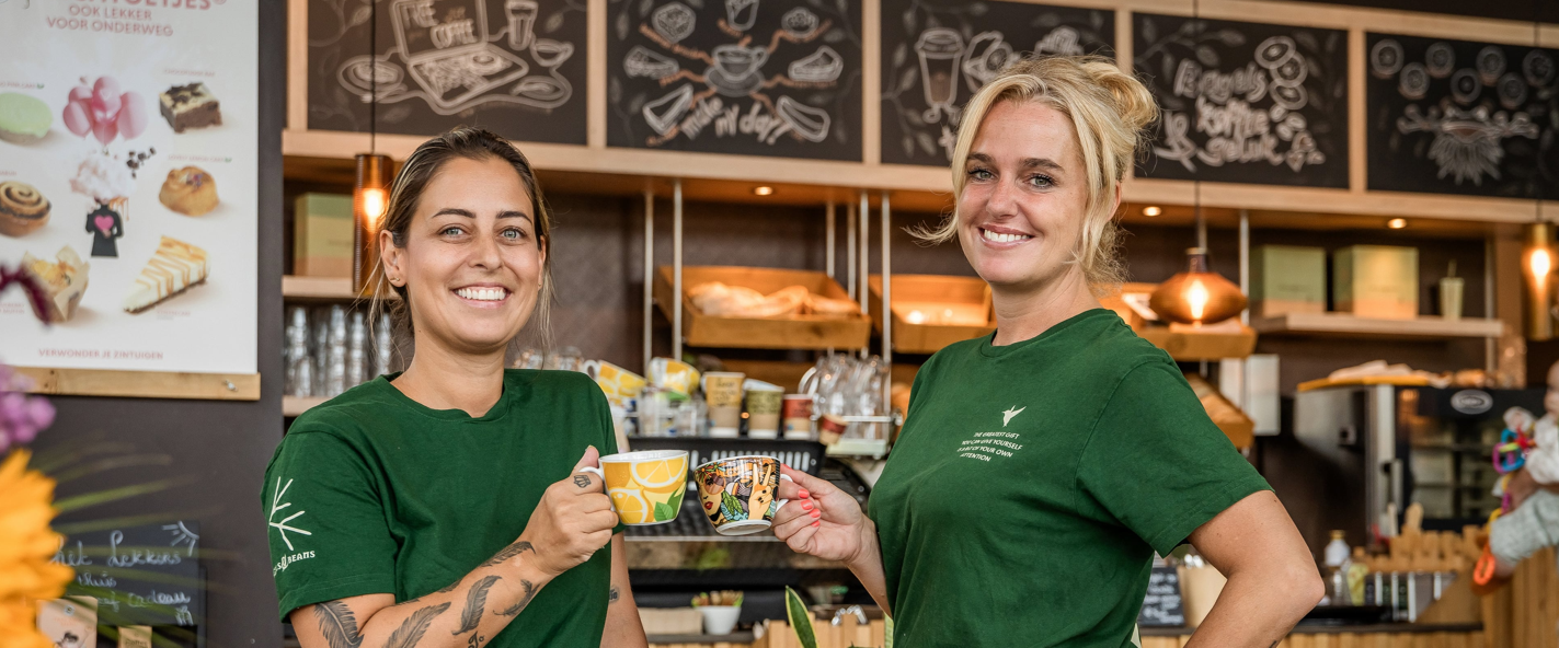 Amsterdamse bagelbazen Babette en Miriam openen tweede Bagels & Beans
