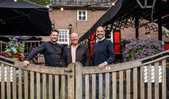 Tobias Haagsma draagt Brasserie de Boerderij over aan eigenaren Buitenplaats Sonsbeek