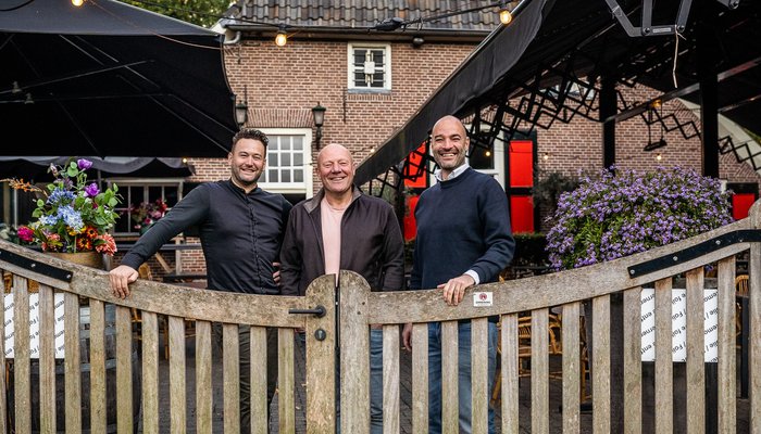 Tobias Haagsma draagt Brasserie de Boerderij over aan eigenaren Buitenplaats Sonsbeek