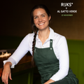 Joris Bijdendijk ontvangt Jessica Rosval van Massimo Bottura's 'Al Gatto Verde'