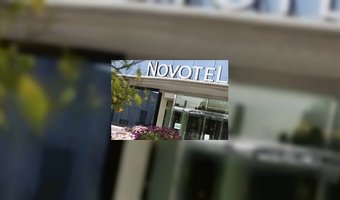 Bouw van nieuw Novotel hotel