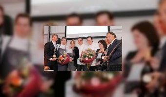 Davanti en Bretelli officieel lid JRE