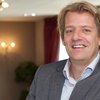 Democratisch de schouders eronder