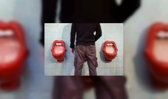 Feministen vinden urinoirs te seksistisch