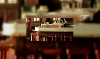 CafÃ© viert vijftienjarig bestaan