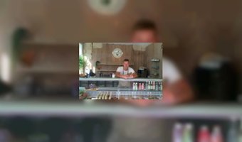 Ex-leerling Jamie Oliver opent winkel